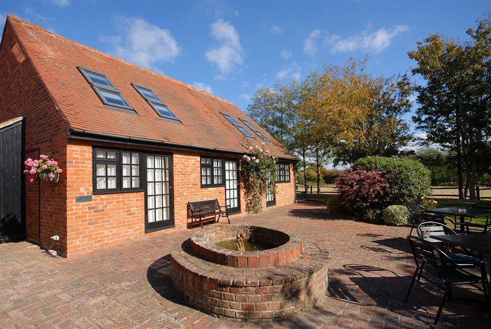 Crouchers Hotel Chichester Exterior photo
