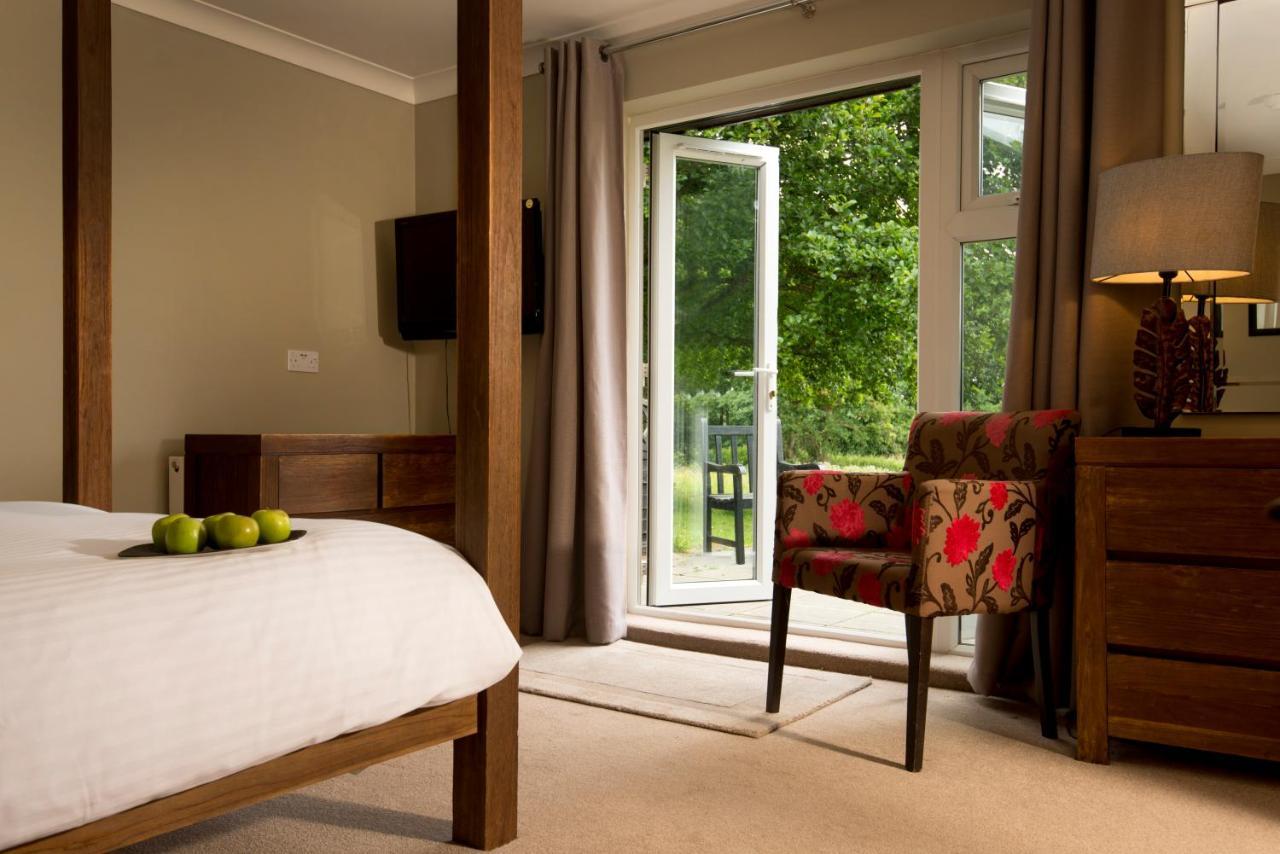 Crouchers Hotel Chichester Exterior photo
